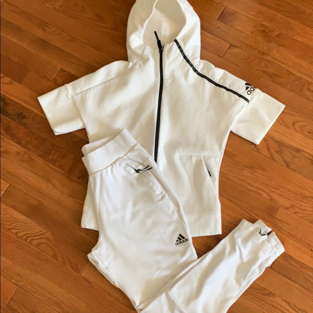 Adidas Sweatsuit
